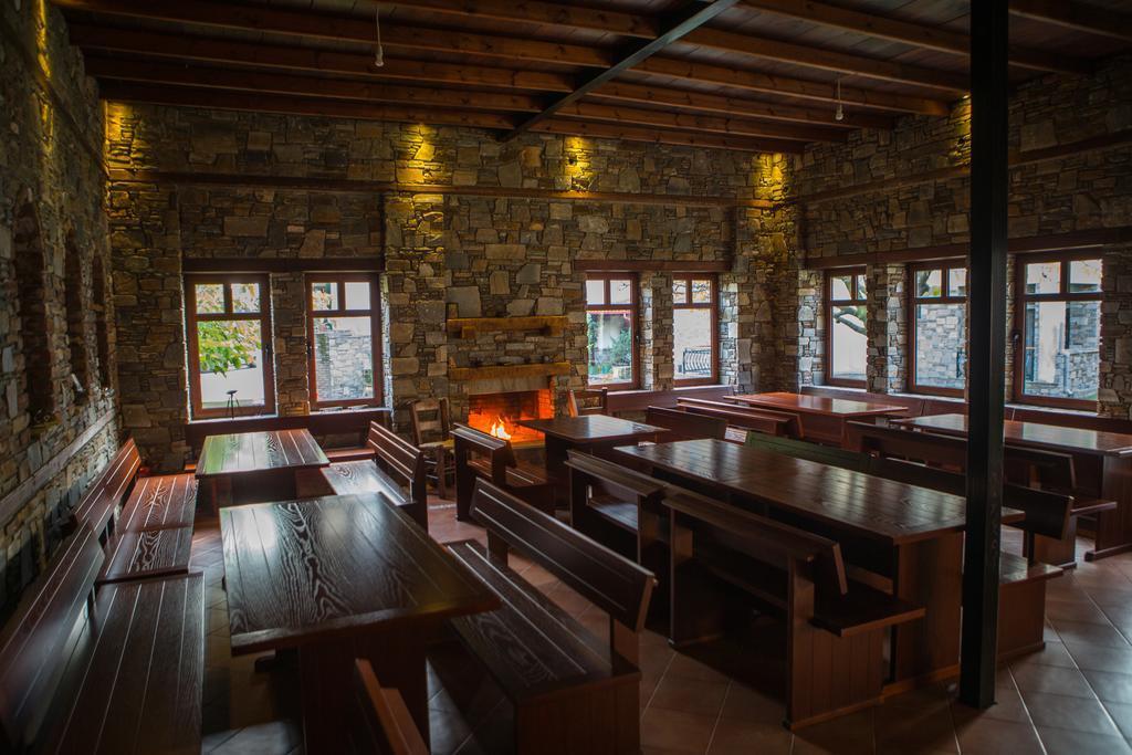 Evzin Hotel Káto Loutrákion المظهر الخارجي الصورة